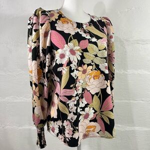 PLEIONE FLORAL PULLOVER TOP (a100)